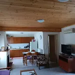 Apartment Chrysa's House Aigio