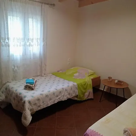 Chrysa's House * Égio