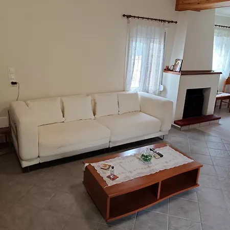 Apartman Chrysa's House